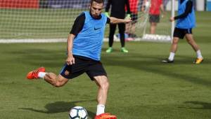 Jordi Alba se recuperó al 100% de su lesión y estará en el once titular de Ernesto Valverde para el enfrentamiento contra Real Madrid en el Santiago Bernabéu.
