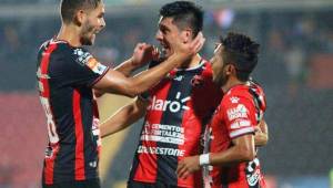 Alajuelense venció al Cartaginés en un electrizante partido en el estadio Fello Meza.