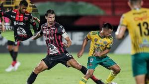 Alex López regresó a la titularidad con el Alajuelense y su equipo se ha quedado eliminado en casa ante el Guastatoya de Guatemala.