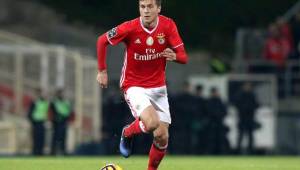 Víctor Lindelöf renovó con el Benfica de Portugal.