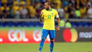 Dani Alves le dijo 'no' a dos grandes del fútbol de Europa y se fue para el Sao Paulo.