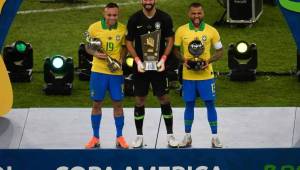 Everton, Alisson Becker y Dani Alves fueron los galardonados en la final de la Copa América.