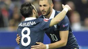 Debido a esta polémica, Benzema quedó fuera de su selección para la Eurocopa de fútbol disputada en 2016 en Francia. Foto AFP