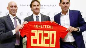 Julen Lopetegui había renovado contrato con España hasta el 2020, pero ahora con al cláusula se va al Real Madrid.