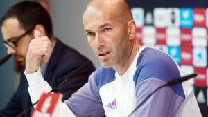 El entrenador del Real Madrid, Zinedine Zidane, habló de su posible no continuidad en el banquillo del equipo blanco la próxima temporada. Foto AFP