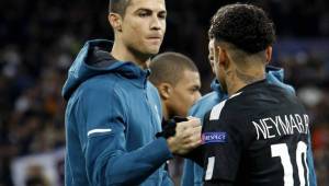 Cristiano Ronaldo estaría a gusto de poder compartir camerinos con el brasileño, Neymar.