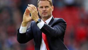 De Boer compara la historia y formación de los jugadores mexicanos con la de los americanos.