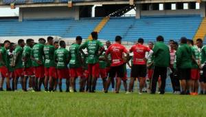 Marathón buscará adaptarse mejor al terreno del estadio Nacional por eso entrenarán antes.