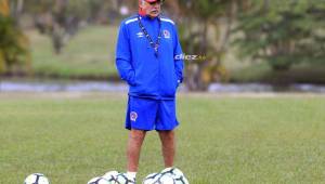 Manuel Keosseián dice al Motagua que 'no se sienta campeón' porque 'enfrente tiene a Olimpia'. Foto Ronald Aceituno