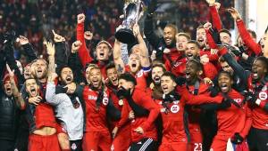 Jozy Altidore y Víctor Vázquez le dieron el triunfo al Toronto FC.