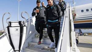 Lío Messi y Luis Suárez llegaron con el Barcelona a Paris para el duelo ante el PSG.