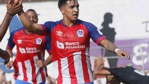 Michaell Chirinos había adelantado días atrás que estaba analizando quedarse un año en Olimpia. Pedro Troglio ya confirmó jugará el Clausura 2020.