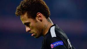 Neymar estaría analizando no seguir jugando para el PSG.