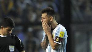 Lionel Messi no ha podido batir a los peruanos en La Bombonera. FOTOS: AFP.