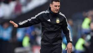 Lionel Messi apoyaría la decisión de la continuidad de Scaloni al frente de la selección albiceleste.