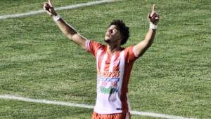 Ángel Tejeda se encargó de abrir el marcador y anotar el primer gol del clásico ceibeño ante el Victoria. Foto cortesía.