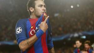 Neymar regresaría para jugar al lado de Messi en el Barcelona la próxima temporada.