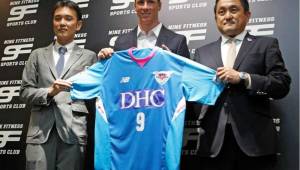 Fernando Torres ya fue presentado de manera oficial por su club de Japón.