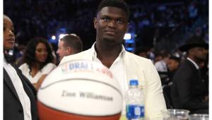 El ala-pívot Zion Williamson ahora jugará con los New Orleans Pelicans de la NBA tras ser elegido como número uno del draft 2019.