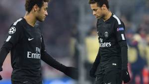 Paris Saint-Germain's Brazilian forward Neymar reacts after missing a chance during the UEFA Champions League quarter-final second leg football match between Paris Saint-Germain (PSG) and FC Bayern Munich at the Parc des Princes stadium in Paris, on April 13, 2021. (Photo by FRANCK FIFE / AFP)