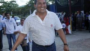 Porfirio Betancourt se encuentra hospitalizado en San Pedro Sula tras contagiarse de covid-19. Allegados al exmundialista confirman que está estable, pero delicado.