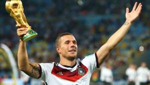 Lukas Podolski sueña con jugar en el Boca Juniors antes del final de su carrera.