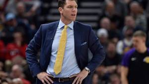 El técnico Luke Walton ha sido separado de los Ángeles Lakers de la NBA por los malos resultados obtenido en la temporada.