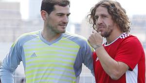 En una charla con Carles Puyol, Iker Casillas propuso jugar un 'clásico vintage' Real Madrid-Barcelona para recaudar fondos para los necesitados.