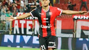 El delantero hondureño Roger Rojas ahora milita en el Deportes Tolima de Colombia pero anhela regresar a la Liga Alajuelense donde se hizo ídolo a base de goles.