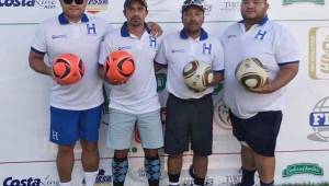 Los hondureños Gary Hynds, Hermes Martínez, José García y Zimri Alvarado conformaron la selección de Footgolf de Honduras.