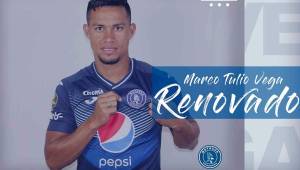 El delantero Marco Tulio Vega fue el jugador número 11 en renovar su contrato con el Motagua de cara al próximo torneo Apertura. Fotos cortesía