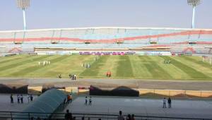 Así lucía el estadio Olímpico José Encarnación 'Pachencho' Romero mientras se 'disputaba' el Caracas FC y Zulia. FOTO: Hernán Rodríguez.