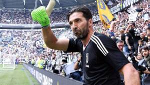 Buffon renovó hasta el 2021 con la Juventus y luego podría confirmar su retirada.