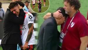Jugadores y entrenador derramaron lágrimas luego de no poder conquistar el bicampeonato en la Copa Libertadores.