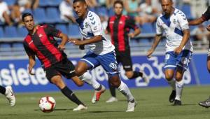 Aosta espera ser titular ante Lugo este domingo con el Tenerife.