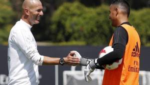 Zidane pondría a descansar a Keylor Navas ante Levante.