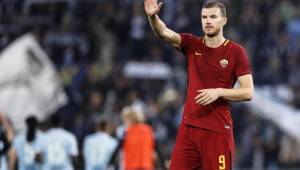 Edin Dzeko lleva 14 goles en el actual temporada con la Roma.