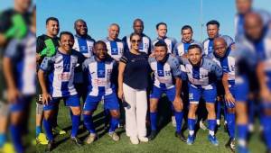 Los jugadores de Honduras que disputaron la eliminatoria rumbo a Corea 2002, disputan encentros de exhibición en diferentes ciudades de Estados Unidos.