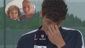 Benjamin Pavard se rompe en llanto tras felicitación de sus padres.