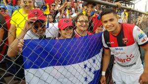 La familia de Rojas estuvo ayer en el estadio y eso lo motivó aún más.