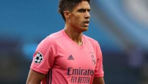 Raphael Varane es pretendido por el Manchester United.