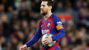 Lionel Messi no se mueve del FC Barcelona, pues ayer se acabó el plazo que tenía para decidir irse del club de gratis.