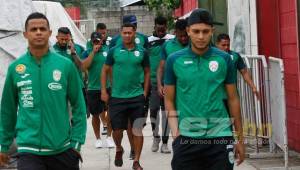 Los jugadores del Marathón a su llegada al Yankel Rosenthal.