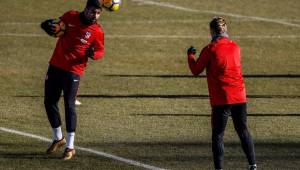 Diego Simeone y Antoine Griezmann se perfilan en el ataque del Atlético de Madrid.