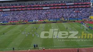 El estadio Olímpico se llenó para el juego de Honduras ante Australia.