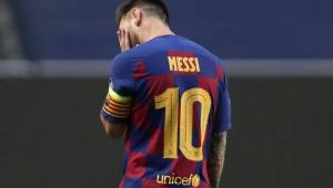 Messi estaría meditando su salida del Barcelona tras el rotundo fracaso en Champions.