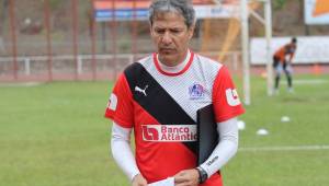 Carlos Restrepo dice que la cancha del Red Bull Arena es apta para desarrollar el fútbol de Olimpia. Foto DIEZ