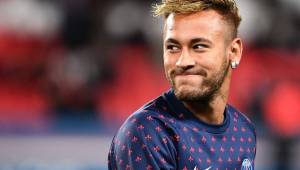 Neymar no entró en convocatoria y medios aseguran haberlo visto en España. Foto AFP.