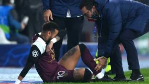 Neymar está lesionado y regresará a finales de noviembre a la acción con el PSG.