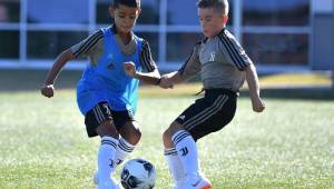 Cristiano Ronaldo Jr. ya se entrenó con la Sub 9 del Juventus.